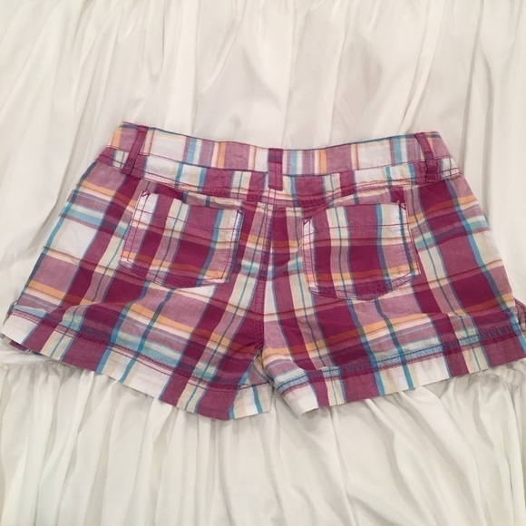 SO Purples & Pinks Plaid Shorts (Size 1) - Picture 3 of 4